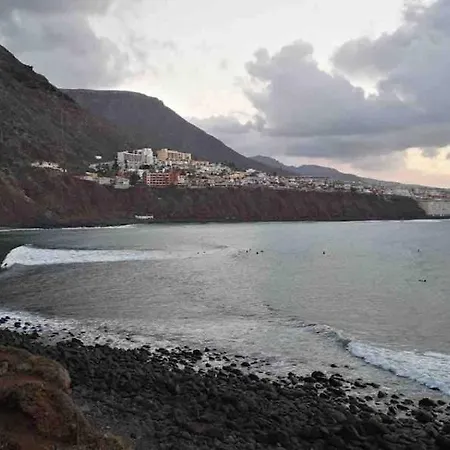 Quiet House With Spectacular Ocean Views Holiday home Punta Del Hidalgo